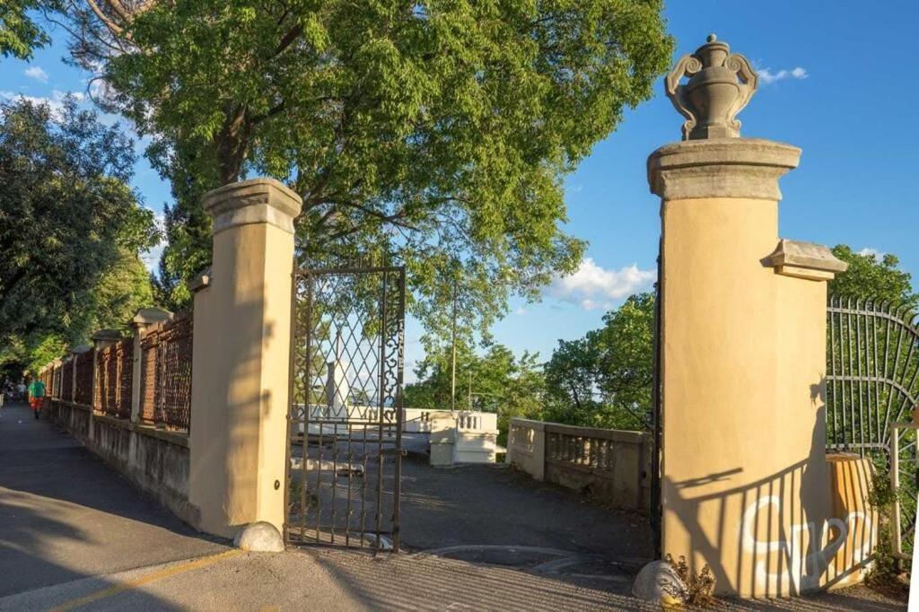 Apartment Royal Studio Рийека Екстериор снимка