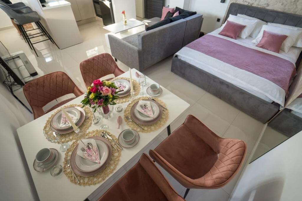 Apartment Royal Studio Рийека Екстериор снимка